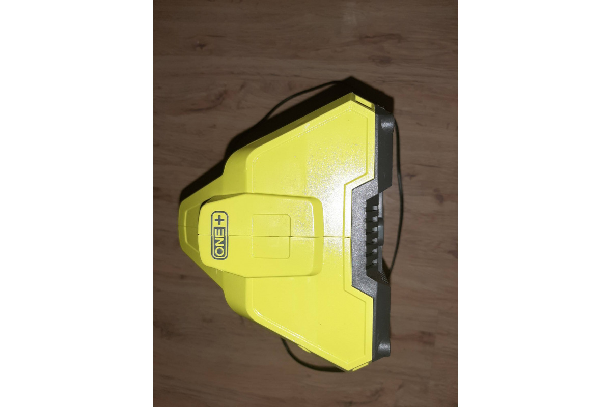 Устройство зарядное 18В, ONE+, 6 портов RYOBI RC18-627