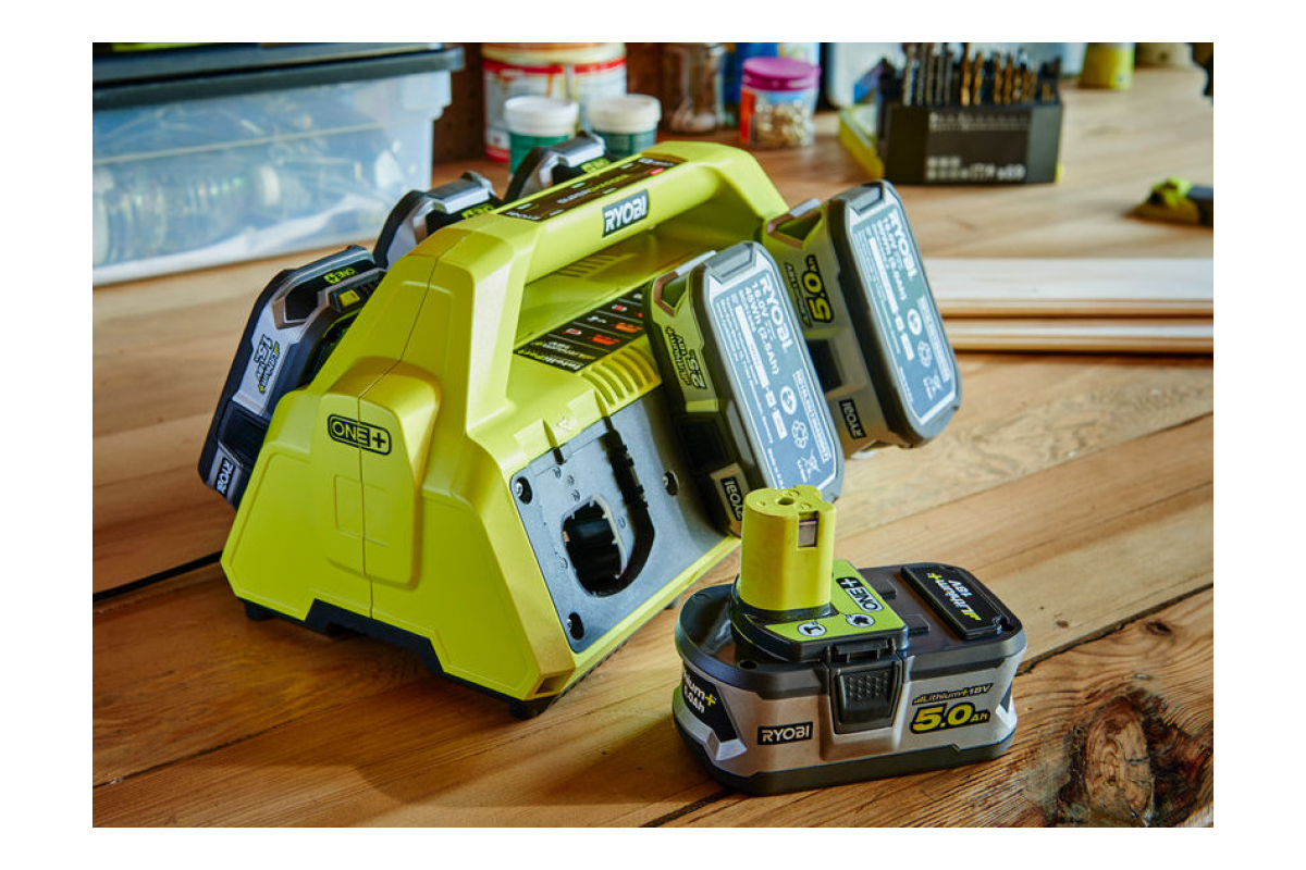 Устройство зарядное 18В, ONE+, 6 портов RYOBI RC18-627