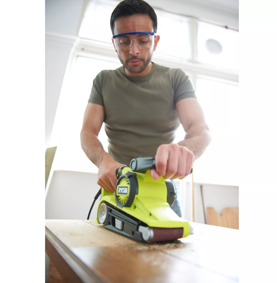 Ленточная шлифовальная машина 800 Вт RYOBI EBS800